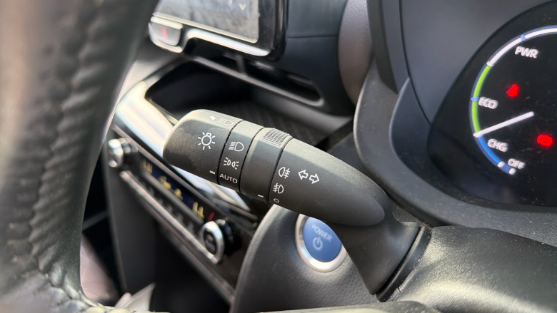 Toyota Yaris Cross 1.5 Hybrid Excel 5dr CVT Hybrid Estate